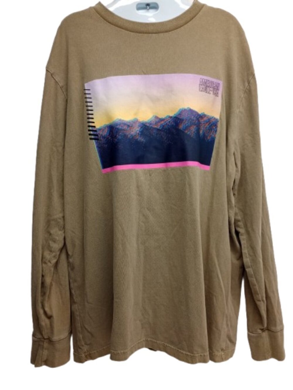 AEO Graphic Long Sleeve T-shirt Size XL color kaki dusty olive 100% cotton
